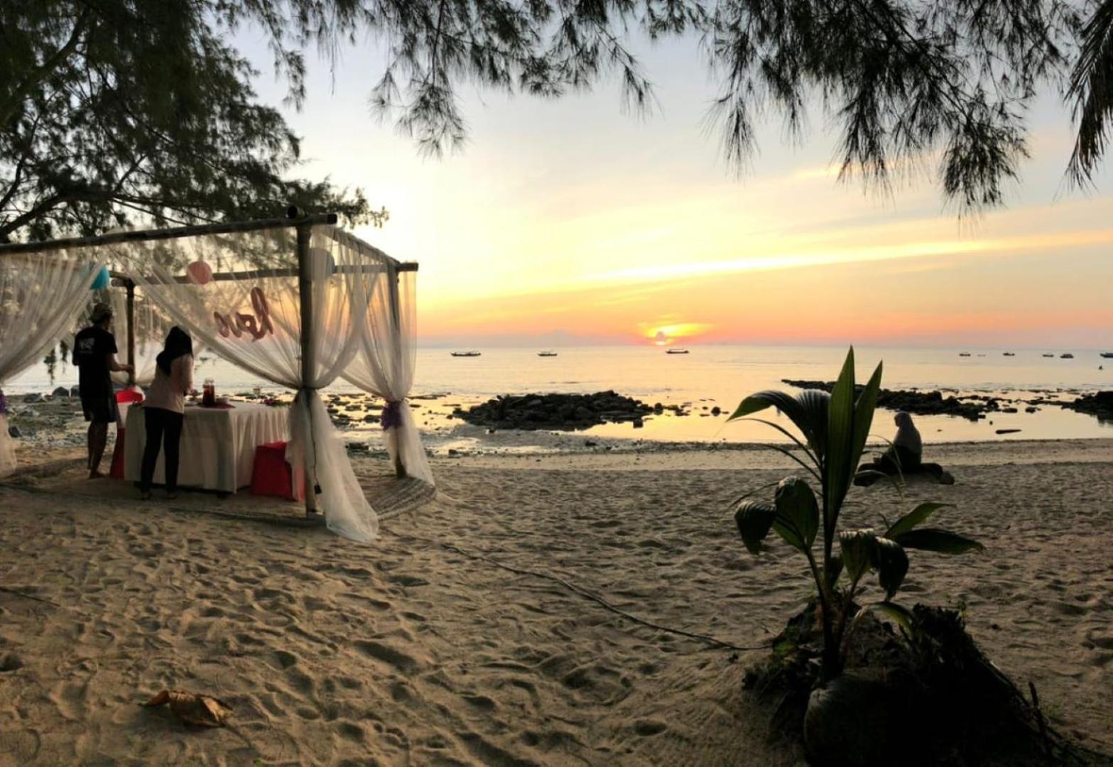 Hotel Dumba Bay Tioman à Kampung Genting Extérieur photo